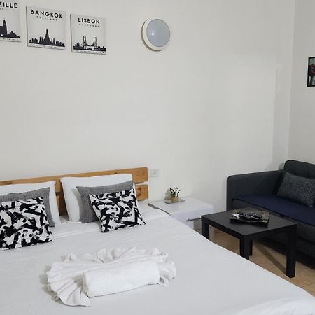 David Hameleh House Aparthotel Netanja Buitenkant foto